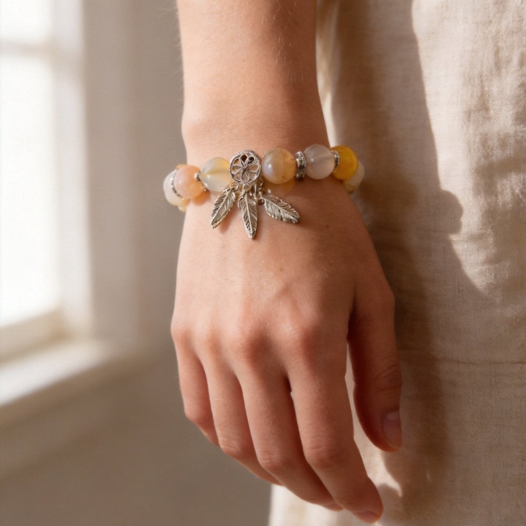 MULYN Sakura Agate Bracelet