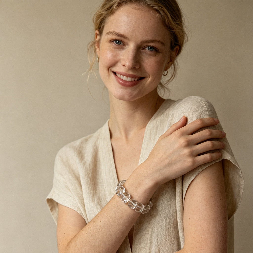 MULYN Clear Quartz Bracelet